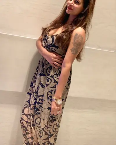 Saligao Escort